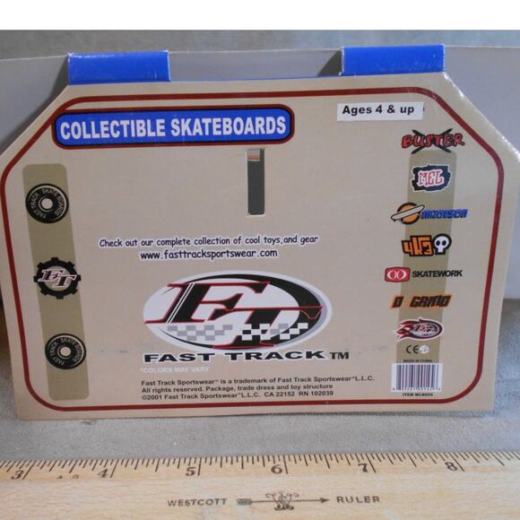 2001 Fast Track Collectible Flames Skateboard 10.5" Hand Board New/Sealed 1 - Picture 4 of 4